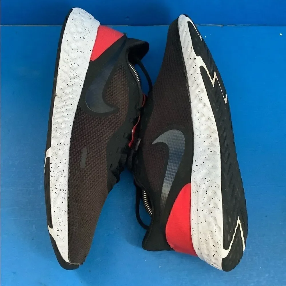 Nike Mens Revolution 5 BQ3204-003 Black Red Running Shoes Sneakers Size 10